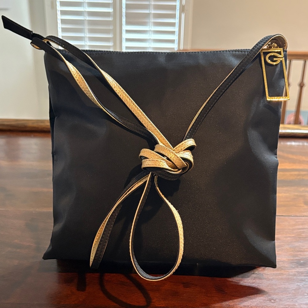 GIVENCHY Vintage Crossbody Bag in Black